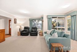 19 Pentlowe Rd, Wantirna South VIC 3152, Australia