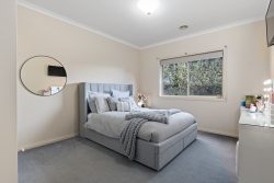 2 Peppertree Ct, Alfredton VIC 3350, Australia