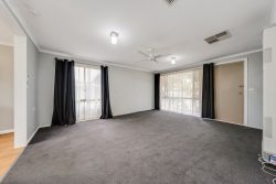 7 Queenbar Rd, Karabar NSW 2620, Australia