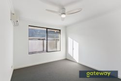 4 Pitch Way, Aubin Grove WA 6164, Australia