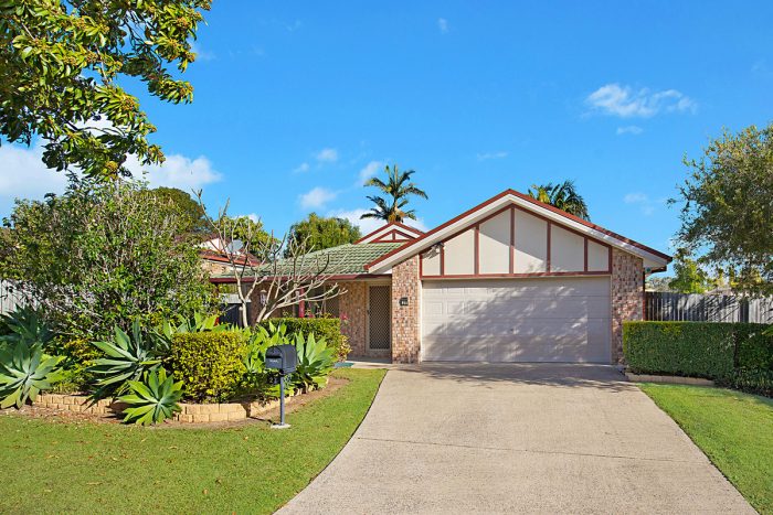 27 Solandra Cct, Regents Park QLD 4118, Australia