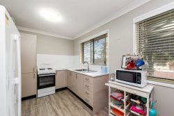 31 Somers Dr, Watanobbi NSW 2259, Australia