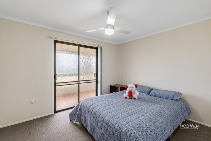12 Risson St, Wilsonton Heights QLD 4350, Australia