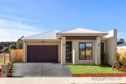 3 Angus Wy, New Gisborne VIC 3438, Australia