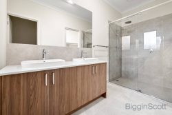 3 Angus Wy, New Gisborne VIC 3438, Australia