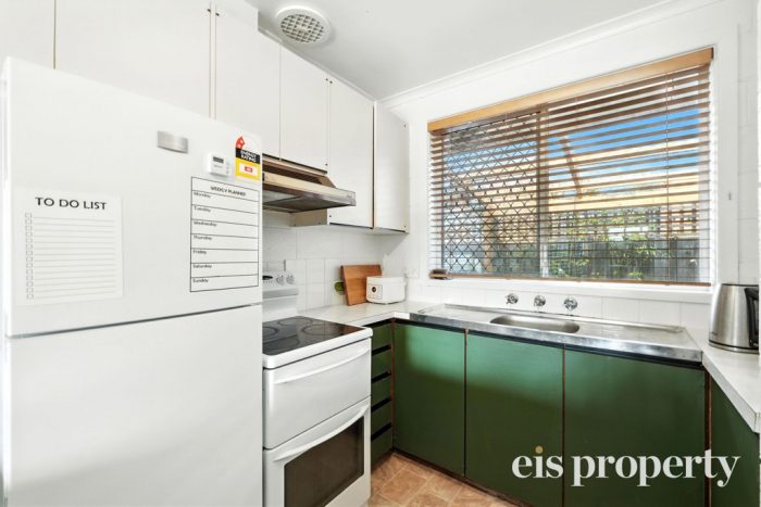 1 Sunlea Pl, Glenorchy TAS 7010, Australia