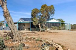 11366 Thiele Hwy, Morgan SA 5320, Australia