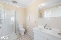 28 Thomas Rd, Woodbridge TAS 7162, Australia