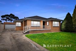 14 Throsby Cres, Deer Park VIC 3023, Australia