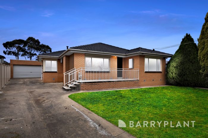 14 Throsby Cres, Deer Park VIC 3023, Australia