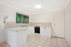 2 Timbertop Ave, Browns Plains QLD 4118, Australia