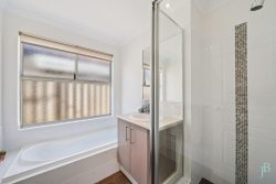 10 Leece Pl, Booragoon WA 6154, Australia