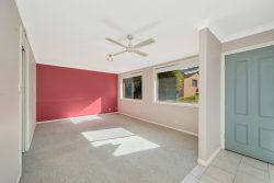 Unit 4/13 Watanobbi Rd, Watanobbi NSW 2259, Australia