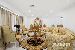 2 Wellesley St, Huntfield Heights SA 5163, Australia