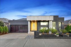 32 Wisteria Ave, Craigieburn VIC 3064, Australia