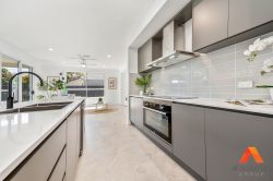 31A Beckwith St, Ormiston QLD 4160, Australia