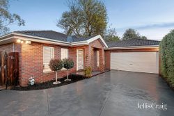 72A Greenslopes Dr, Mooroolbark VIC 3138, Australia
