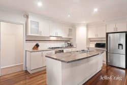 72A Greenslopes Dr, Mooroolbark VIC 3138, Australia