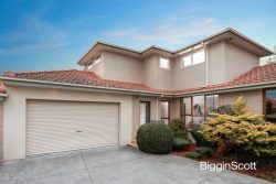 Unit 2/46 Fairhills Parade, Glen Waverley VIC 3150, Australia