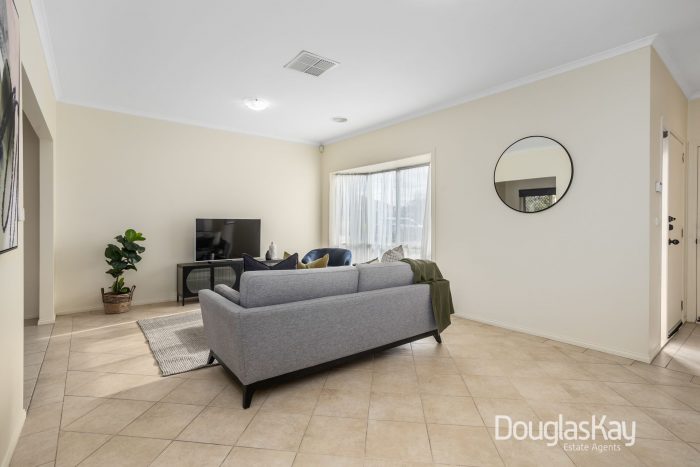 Unit 4/36A Robinsons Rd, Deer Park VIC 3023, Australia