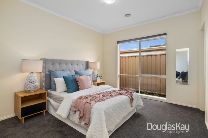 Unit 4/36A Robinsons Rd, Deer Park VIC 3023, Australia