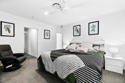 17A Senorita Pde, Urangan QLD 4655, Australia