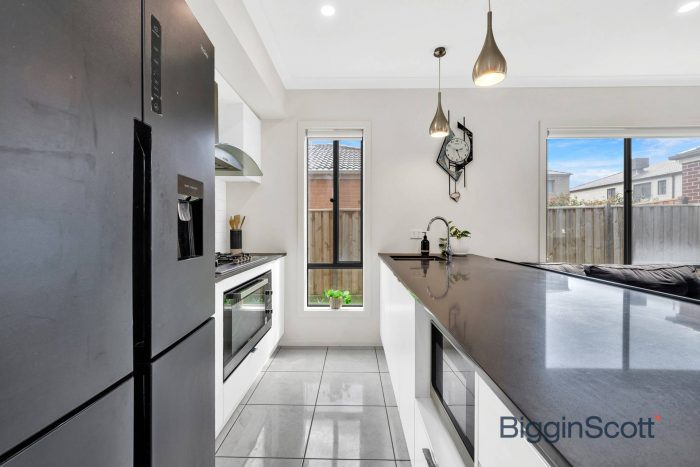 9 Bostock Dr, Tarneit VIC 3029, Australia