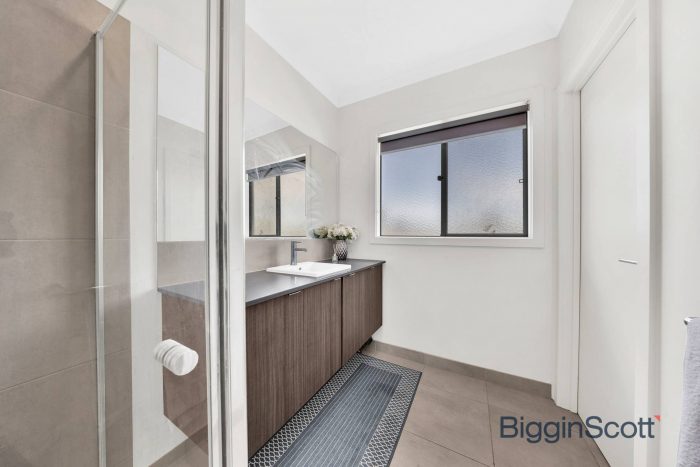 9 Bostock Dr, Tarneit VIC 3029, Australia