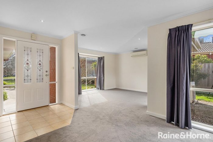 19 Hilltop Way, Gisborne VIC 3437, Australia