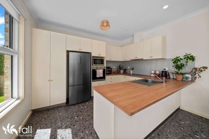 Unit 4/3 Agnes St, Ranelagh TAS 7109, Australia
