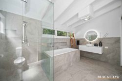 42 Appel Cres, Fadden ACT 2904, Australia