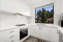 14 Arnold Ave, Heidelberg Heights VIC 3081, Australia