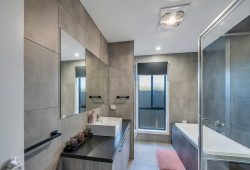 1 Avens Court, Seaford Heights SA 5169, Australia