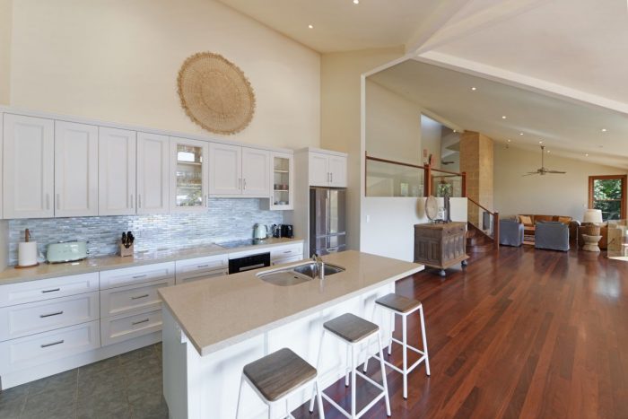 5 Austral Ave, Avoca Beach NSW 2251, Australia
