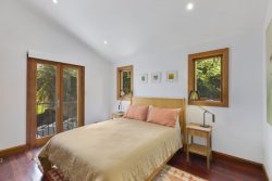 5 Austral Ave, Avoca Beach NSW 2251, Australia