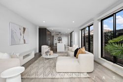 182B Roberts St, Yarraville VIC 3013, Australia