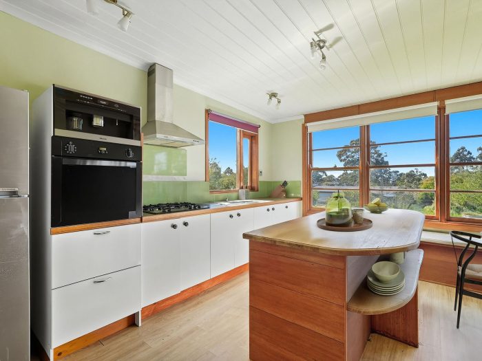 8 Beach Rd, Middleton TAS 7163, Australia