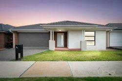 14 Belle-Fleur Wy, Brookfield VIC 3338, Australia