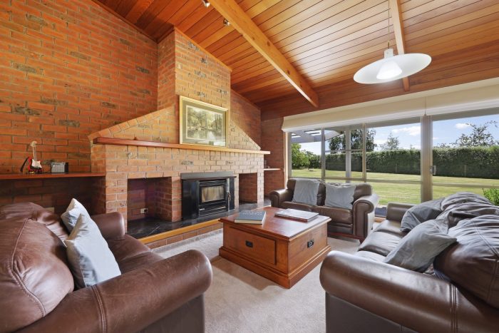 372 Beveridges Rd, Hamilton VIC 3300, Australia