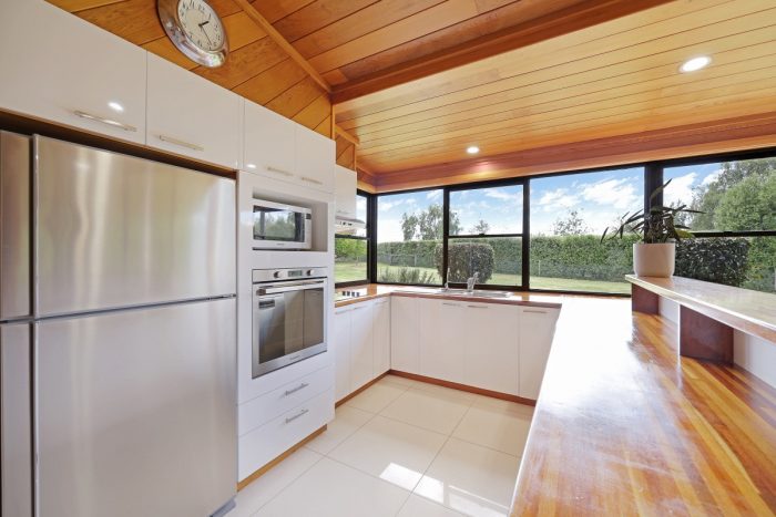 372 Beveridges Rd, Hamilton VIC 3300, Australia