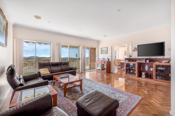3 Blackwood Pl, Jerrabomberra NSW 2619, Australia