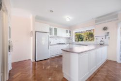 3 Blackwood Pl, Jerrabomberra NSW 2619, Australia