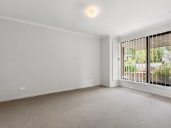 46 Booth Ave, Morphett Vale SA 5162, Australia