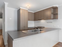 46 Booth Ave, Morphett Vale SA 5162, Australia