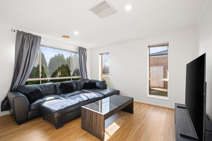 68 Branson St, Dunlop ACT 2615, Australia