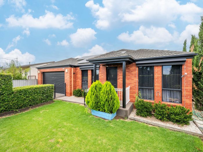 Unit 1/24 Brauman St, Shepparton VIC 3630, Australia