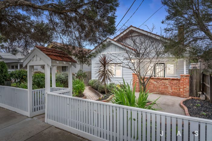 7 Broad St, West Footscray VIC 3012, Australia
