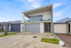 14 Byfield Rd, Brabham WA 6055, Australia