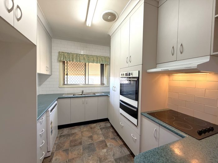 62 Campbell St, Young NSW 2594, Australia