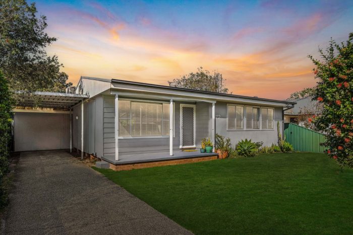 72 Carpenter St, Umina Beach NSW 2257, Australia